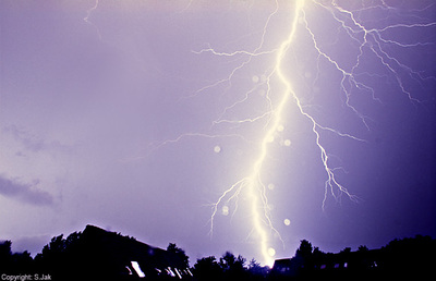 Onweer10juni2007rol21Tweede
Keywords: Onweer foto's van De Weerfotograaf